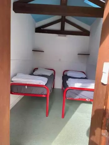 Chambre 2 lits petit chalet randonneurs Saint-Bertrand-de-Comminges